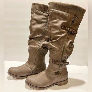 🆕Brown knee high boots - size 7